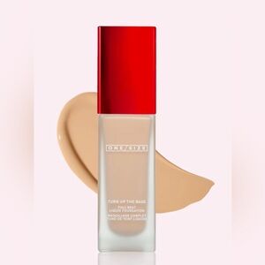 ONE/SIZE TURN UP THE BASE
FULL BEAT LIQUID FOUNDATION - MEDIUM 10 (N)